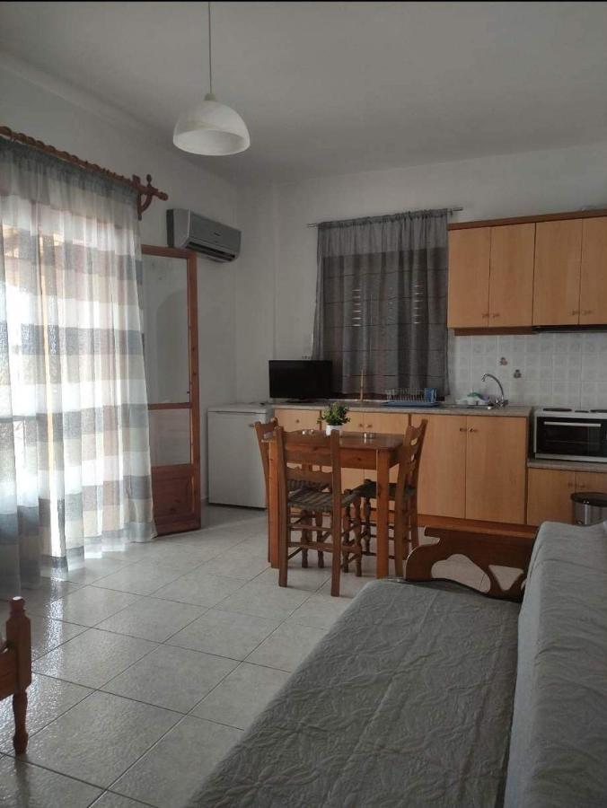 Mata'S House Apartment Скиатос Екстериор снимка