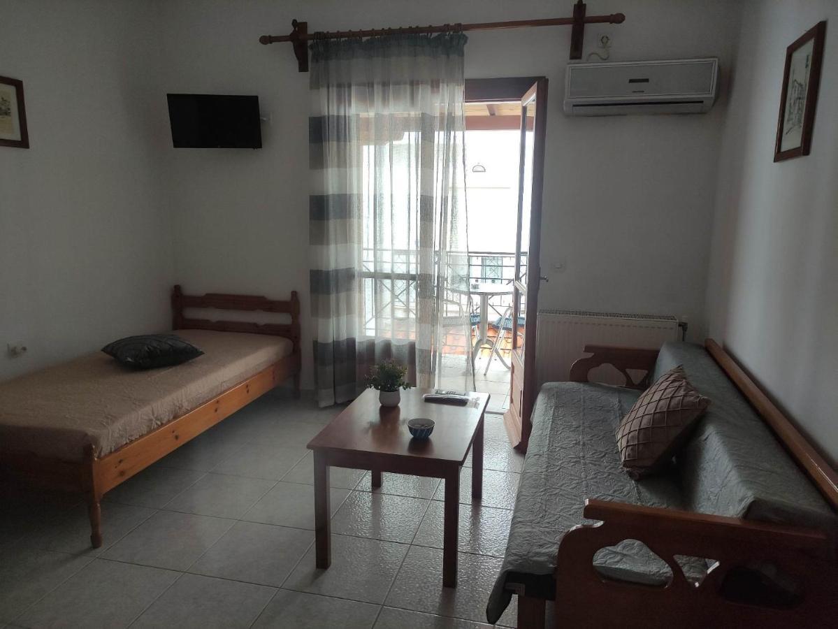 Mata'S House Apartment Скиатос Екстериор снимка